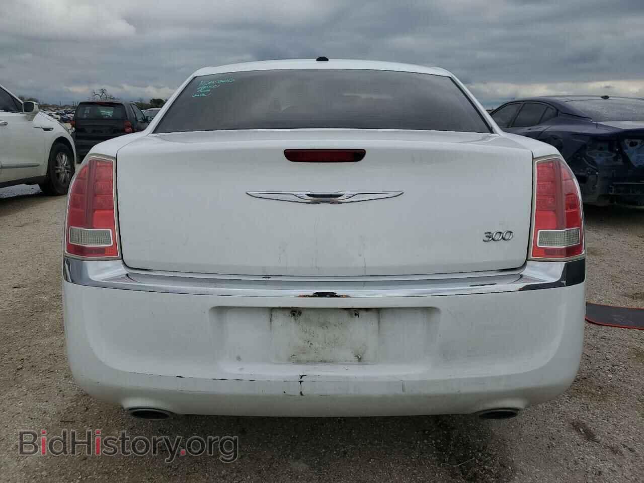 2014 CHRYSLER 300 - VIN: 2C3CCAAG0EH373651 - Фото 6