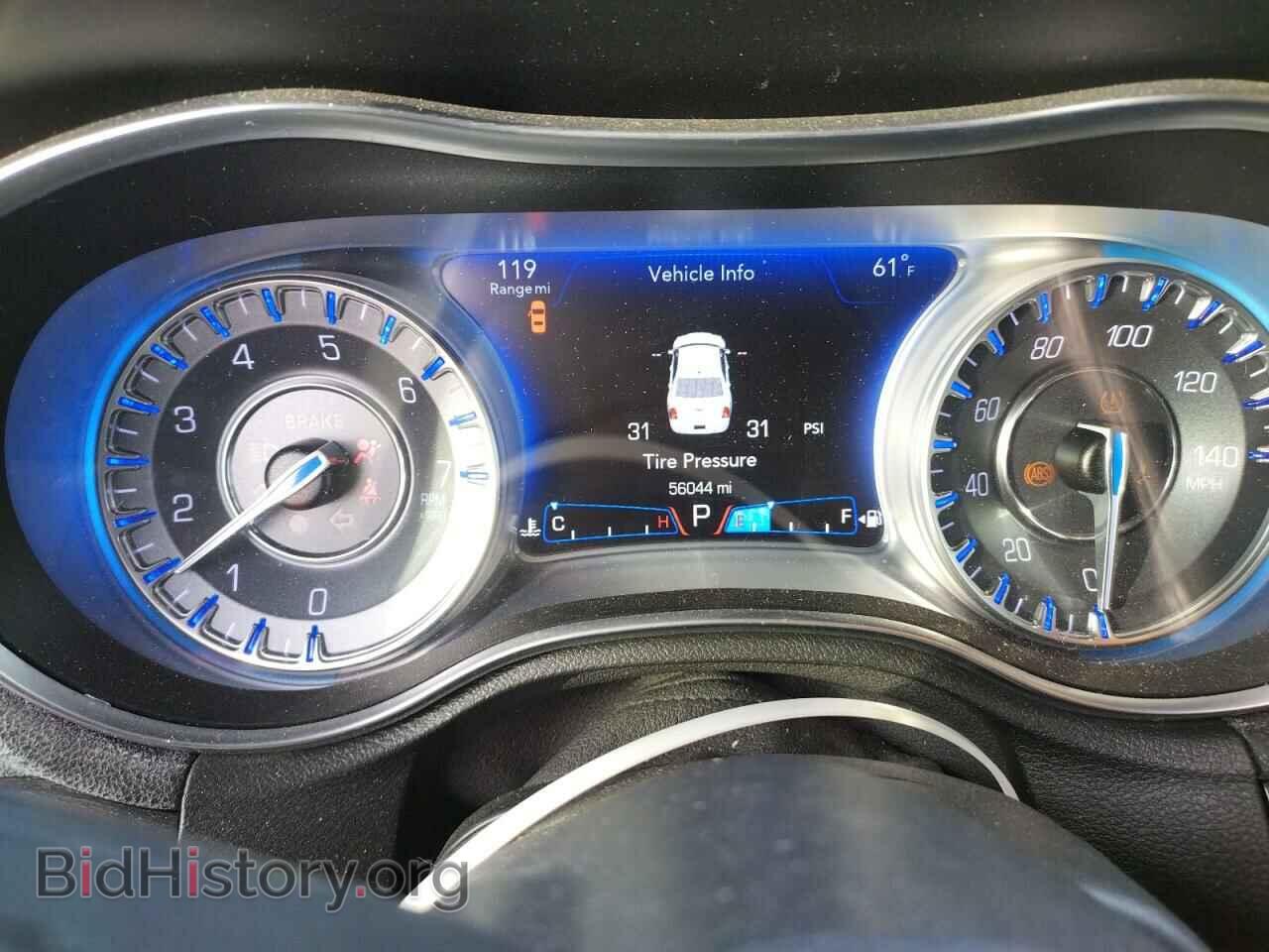 2017 CHRYSLER 300 - VIN: 2C3CCAAG8HH665021 - Фото 9