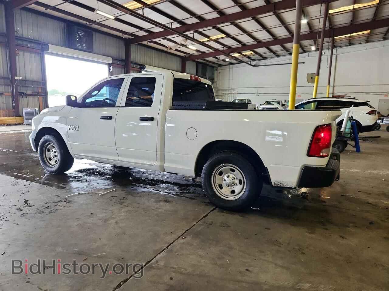 2018 RAM 1500 - VIN: 1C6RR6FG1JS248274 - Photo 2