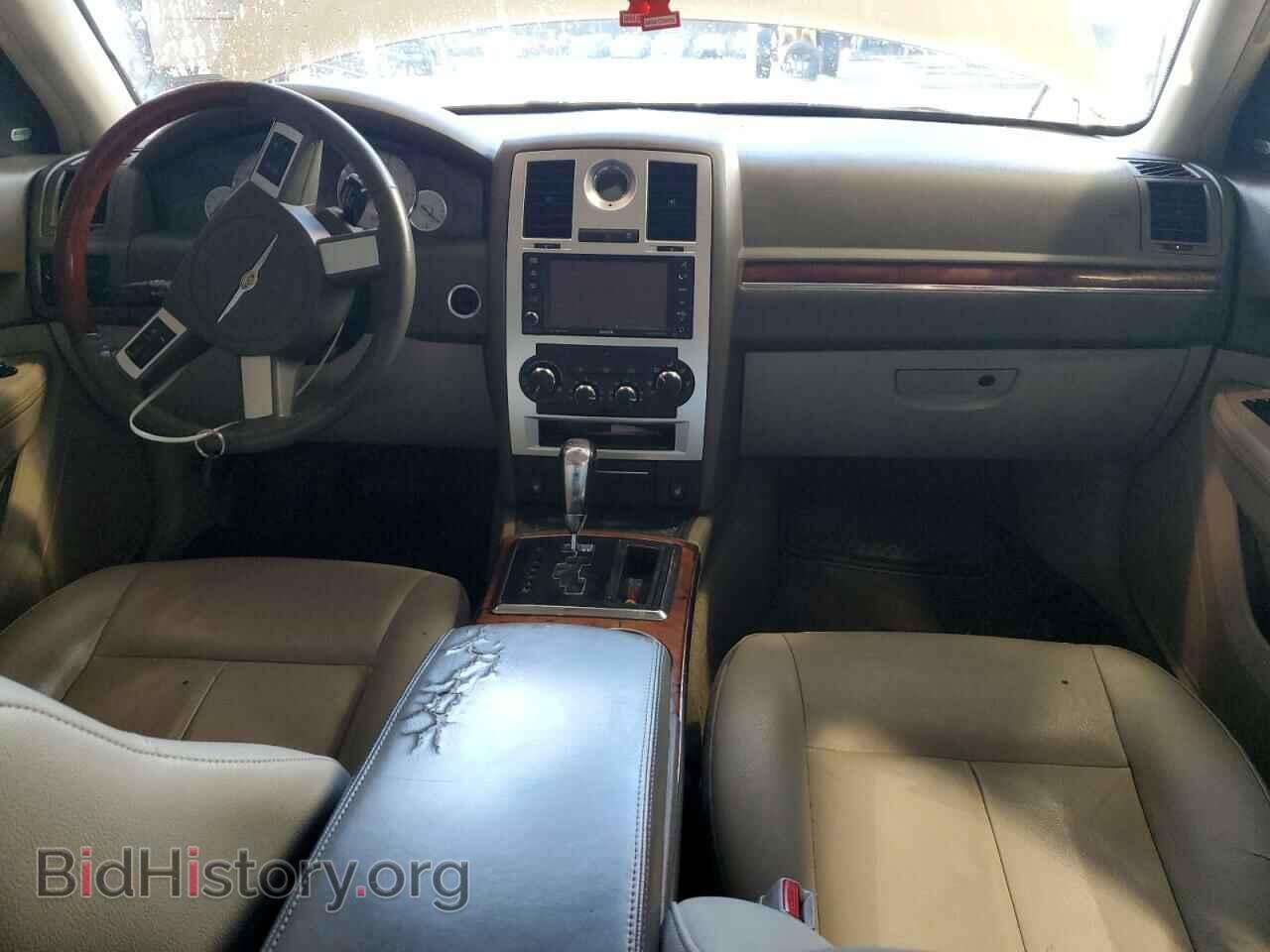 2009 CHRYSLER 300 - VIN: 2C3KA33V09H625218 - Фото 8