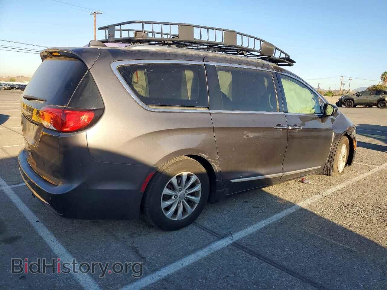 2019 CHRYSLER PACIFICA - VIN: 2C4RC1BG7KR643663 - Photo 3