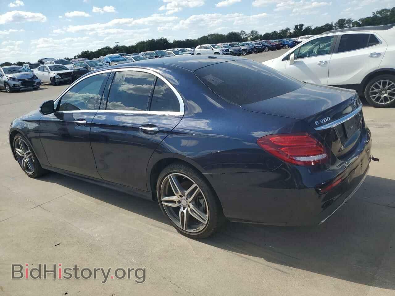 2017 MERCEDES-BENZ E-CLASS - VIN: WDDZF4JB8HA187626 - Фото 2