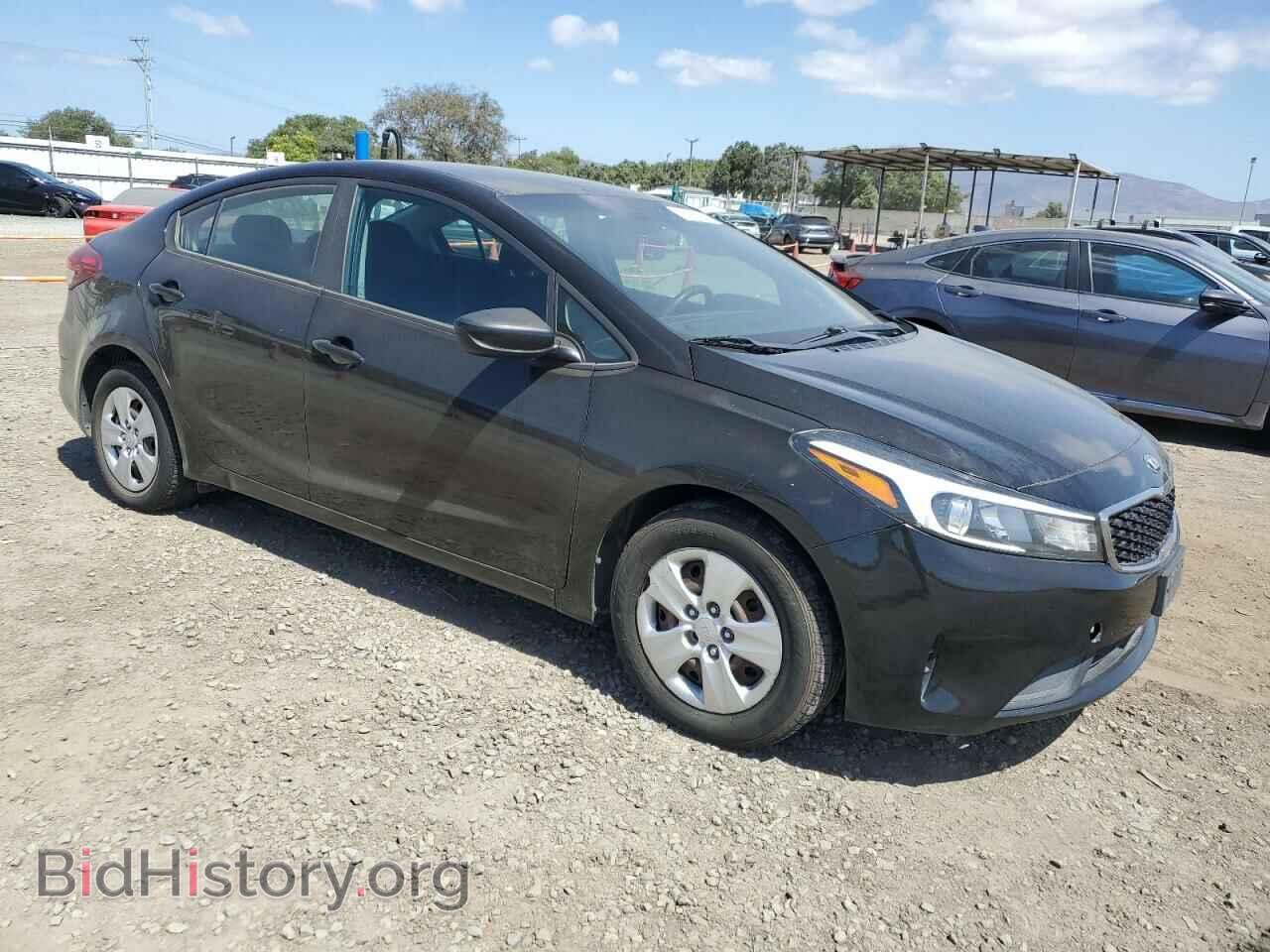 2017 KIA FORTE - VIN: 3KPFK4A79HE025151 - Фото 4