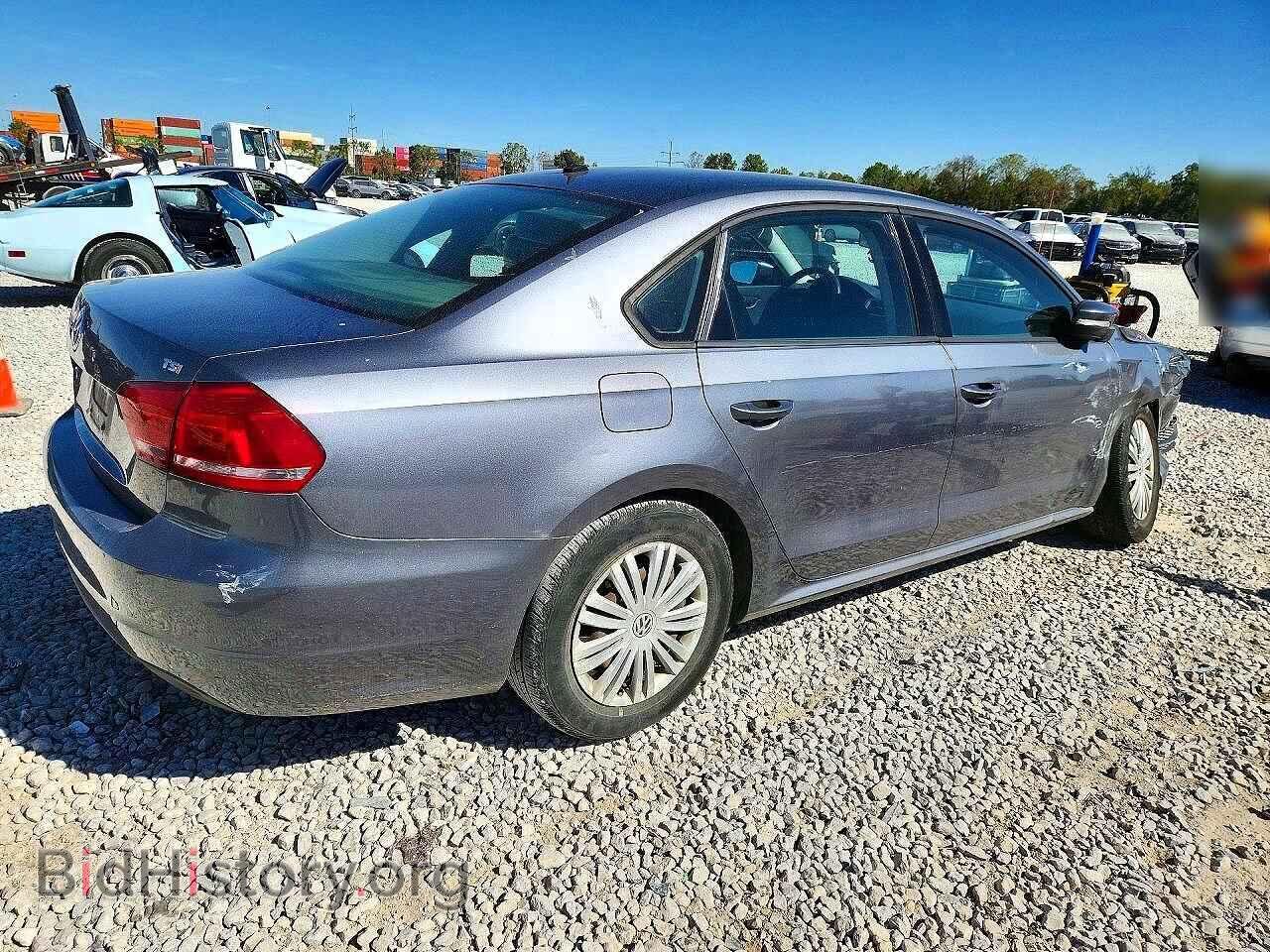 2014 VOLKSWAGEN PASSAT - VIN: 1VWAT7A34EC104572 - Photo 3