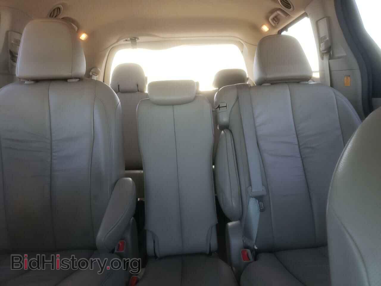 2011 TOYOTA All Models - VIN: 5TDYK3DC3BS173658 - Фото 10