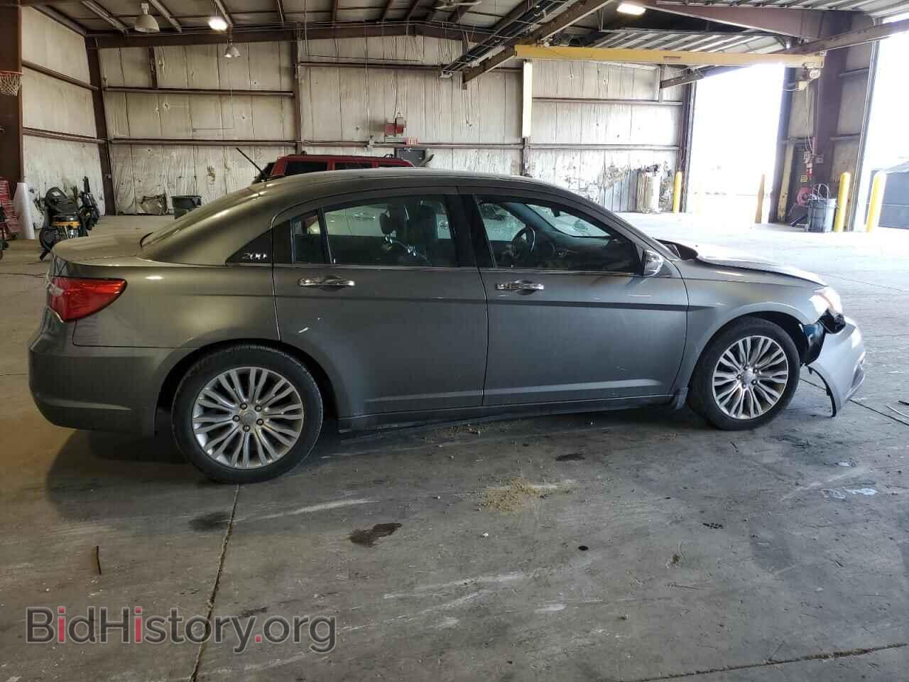 2013 CHRYSLER 200 - VIN: 1C3CCBCG6DN570784 - Фото 3