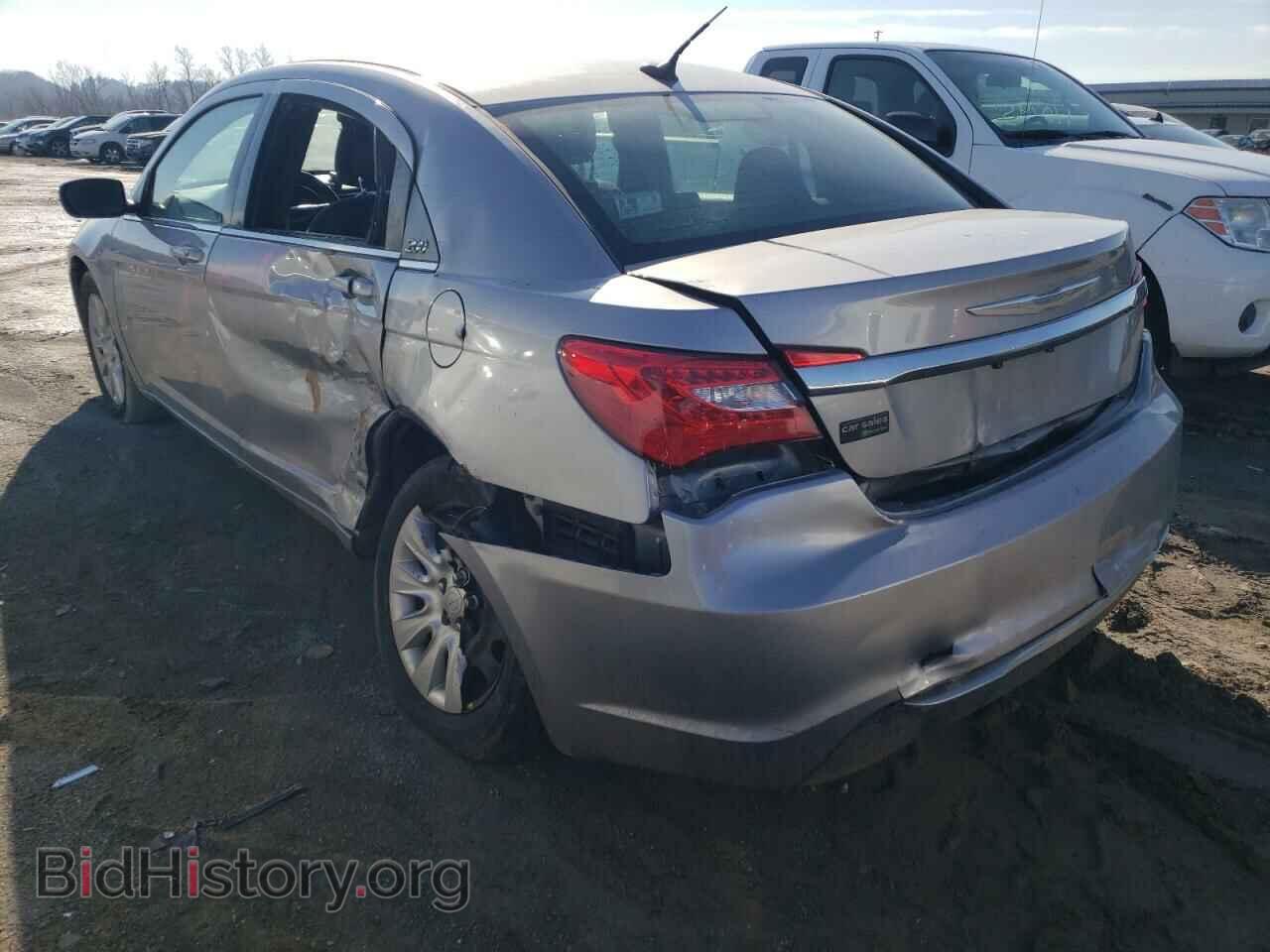 2013 CHRYSLER 200 - VIN: 1C3CCBABXDN559620 - Фото 2