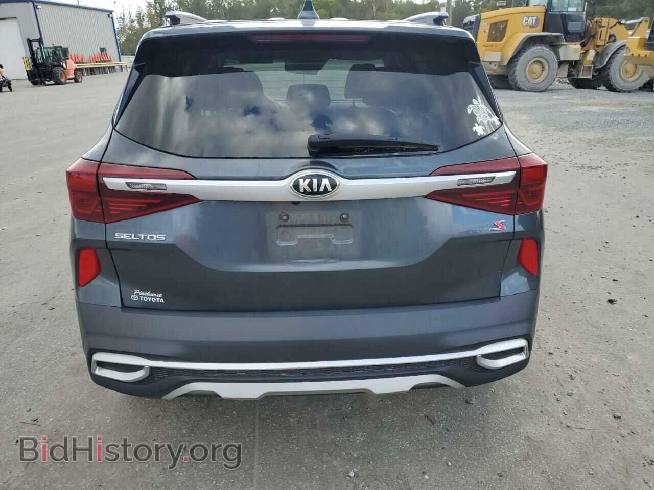 2021 KIA SELTOS - VIN: KNDEU2AA1M7056619 - Фото 6