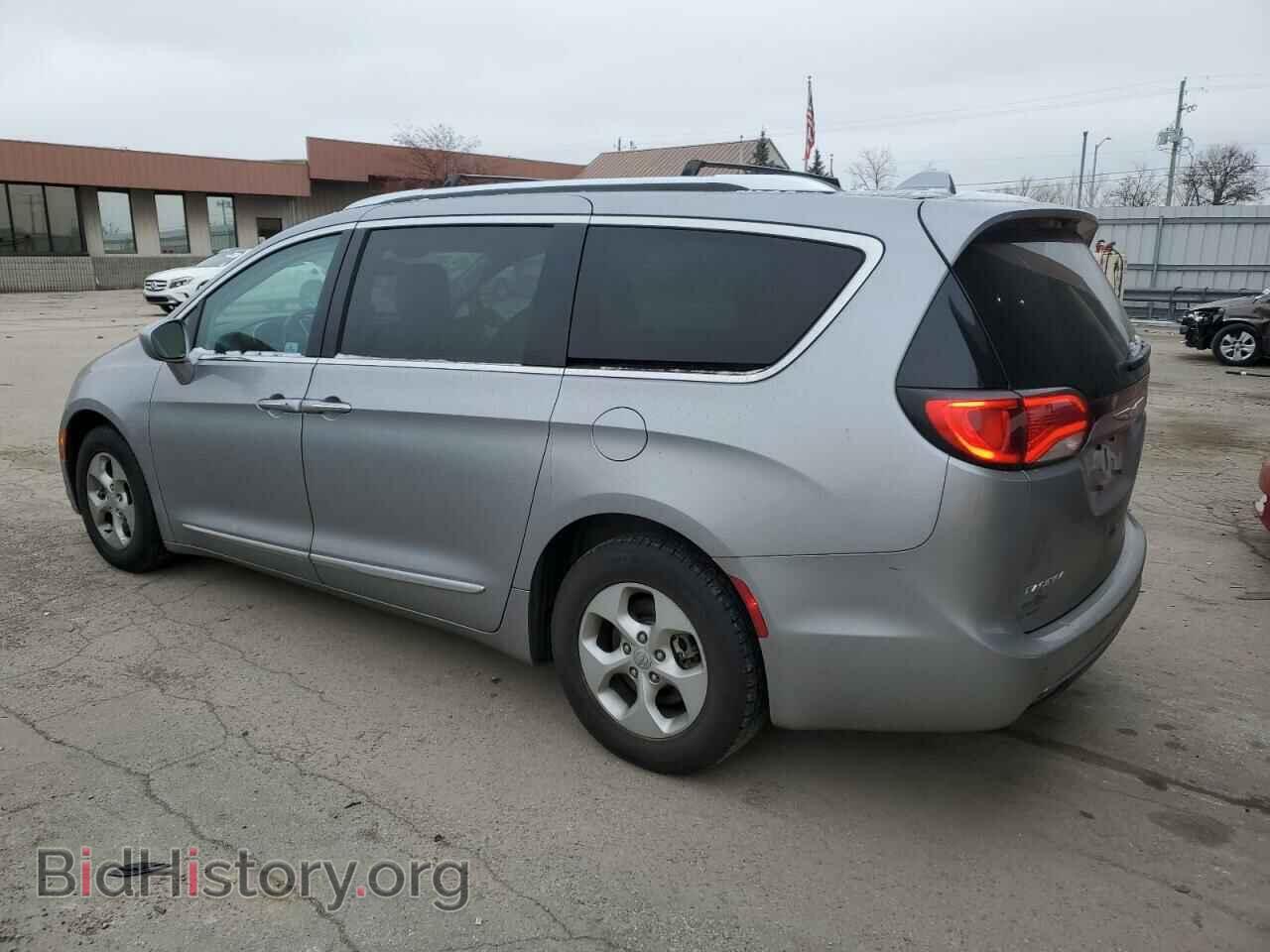 2017 CHRYSLER PACIFICA - VIN: 2C4RC1EG2HR627875 - Фото 2