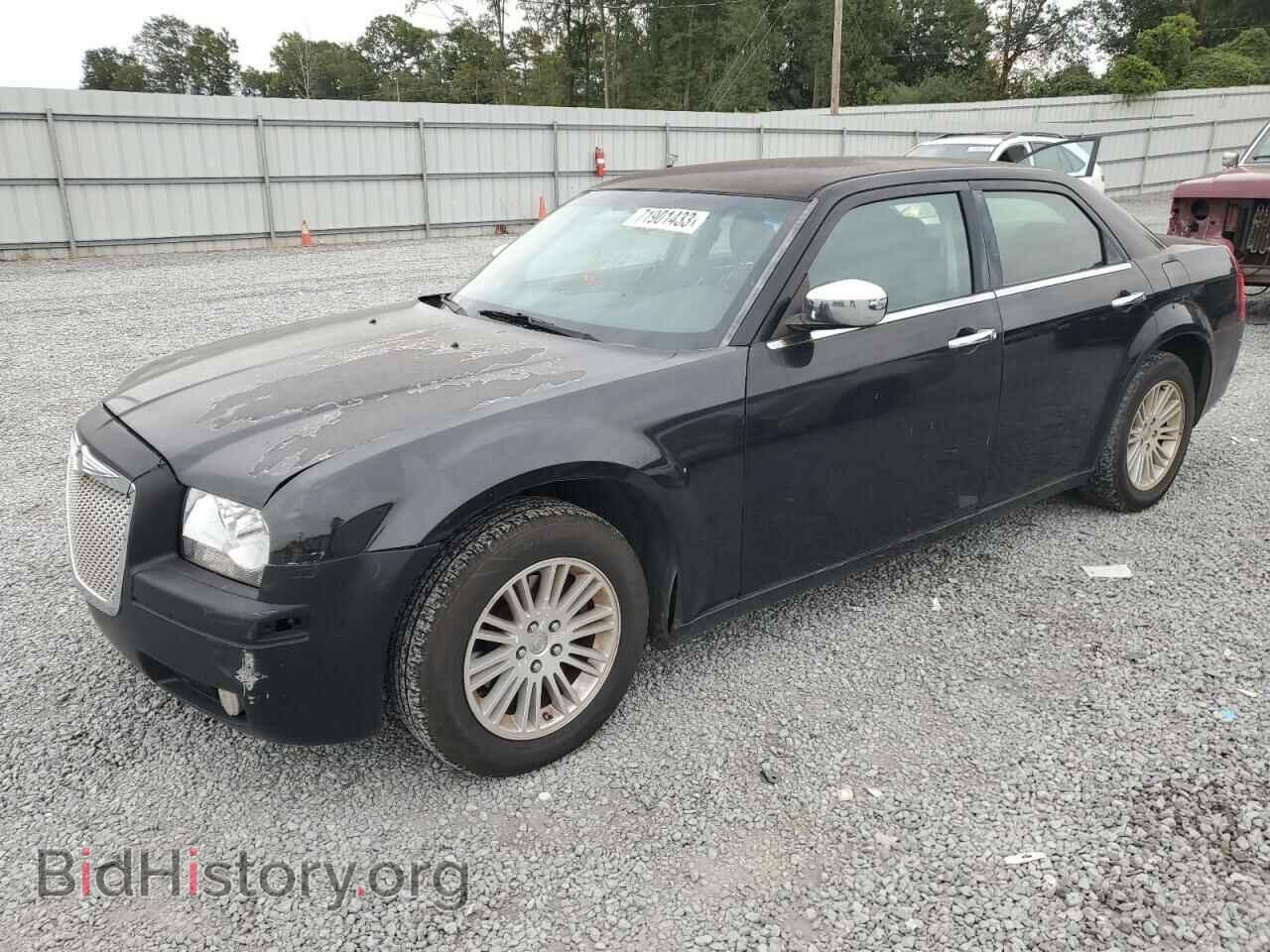 Photo 2C3CA4CD2AH104443 - CHRYSLER 300 2010