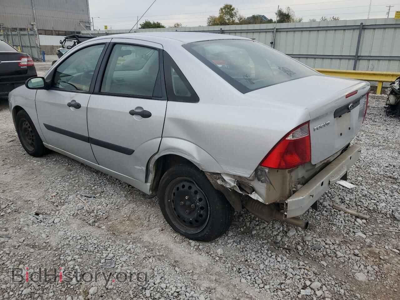 2006 FORD FOCUS - VIN: 1FAFP34N46W221271 - Фото 2