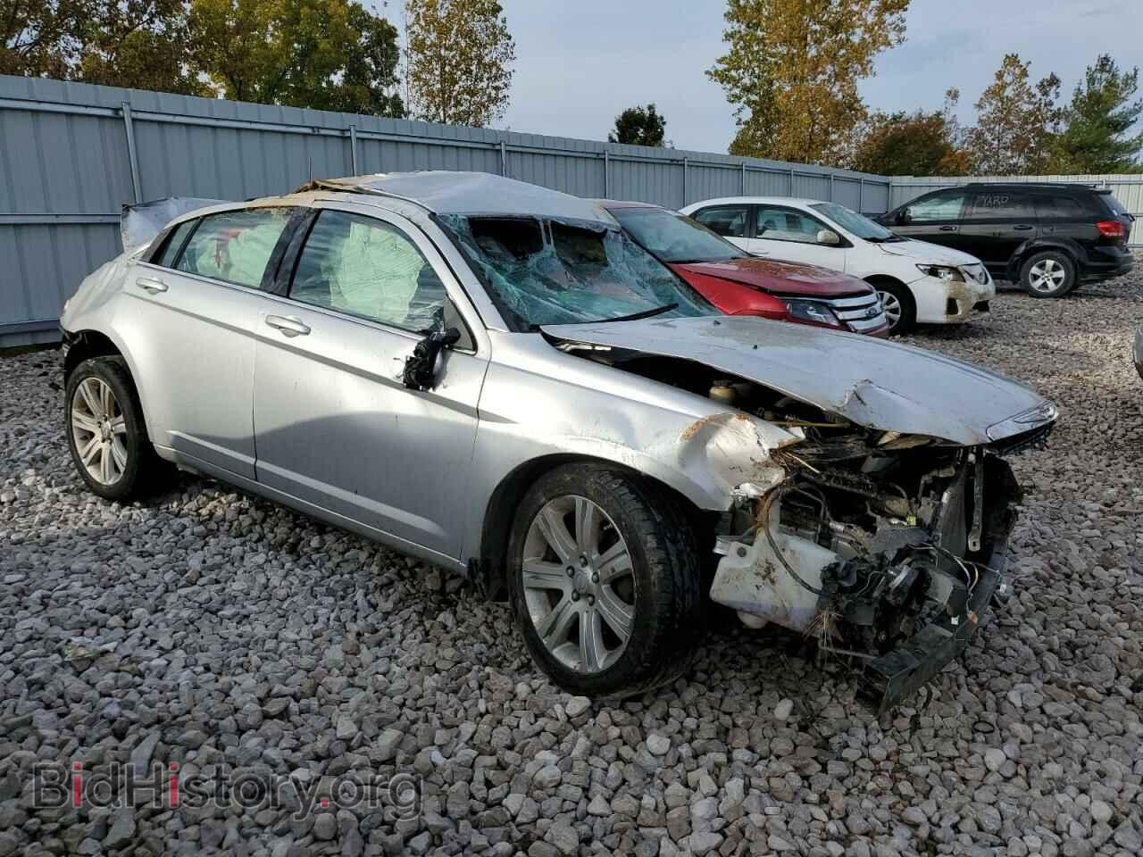 2012 CHRYSLER 200 - VIN: 1C3CCBBG5CN226461 - Фото 4