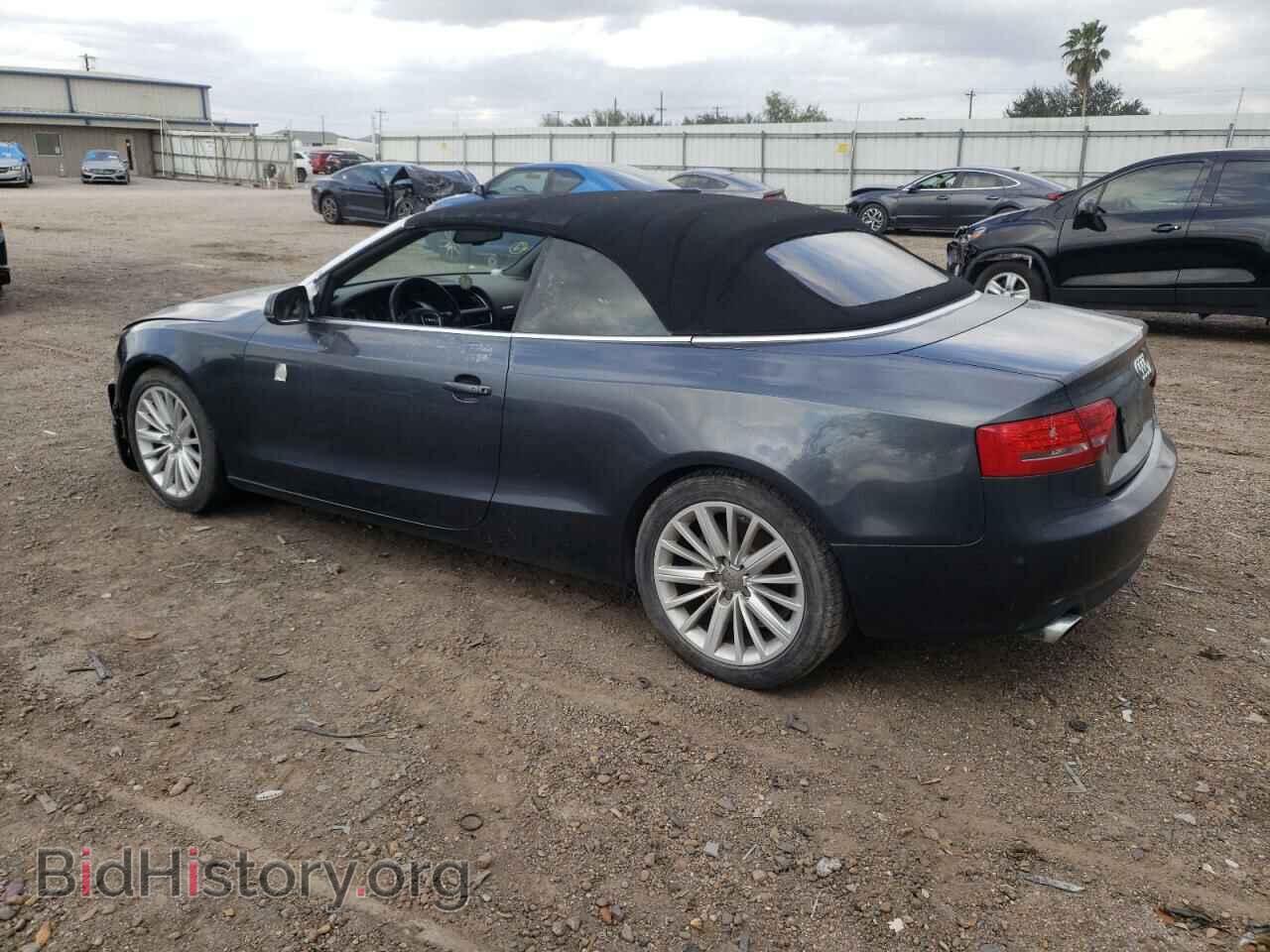 2011 AUDI A5 - VIN: WAUTFAFH3BN007459 - Фото 2
