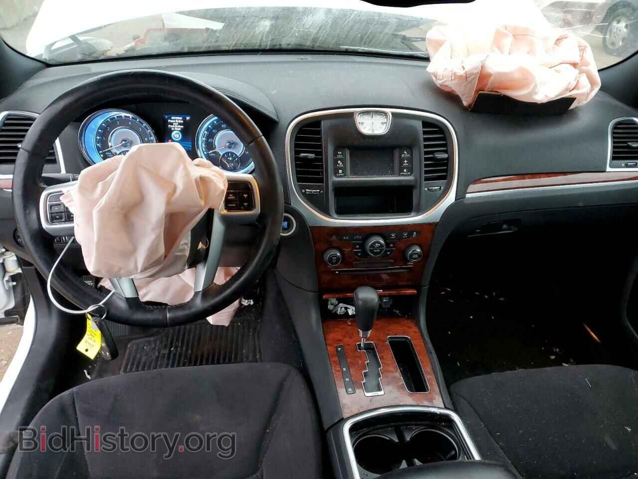 2012 CHRYSLER 300 - VIN: 2C3CCAAG5CH116823 - Фото 8