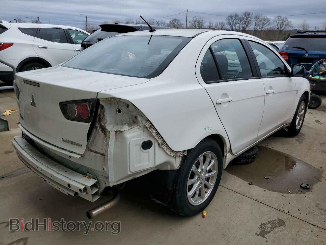 2011 MITSUBISHI LANCER - VIN: JA32U2FU5BU024016 - Фото 3