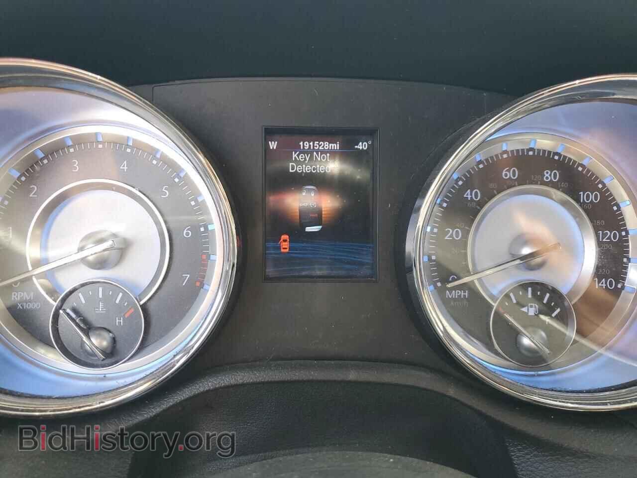 2014 CHRYSLER 300 - VIN: 2C3CCAEG2EH379946 - Фото 9