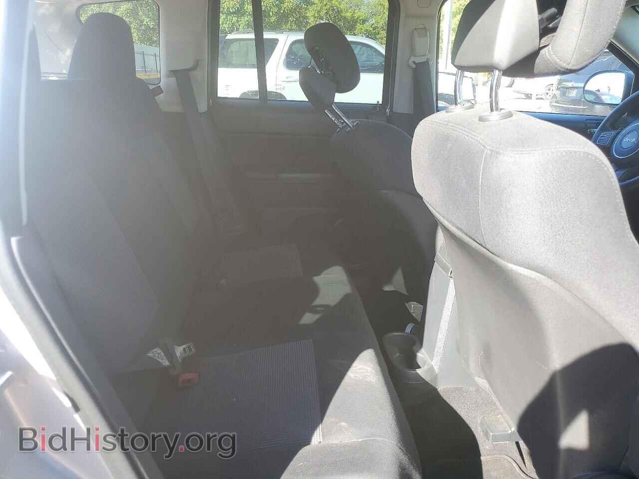 2012 JEEP COMPASS - VIN: 1C4NJCBA0CD520626 - Photo 11