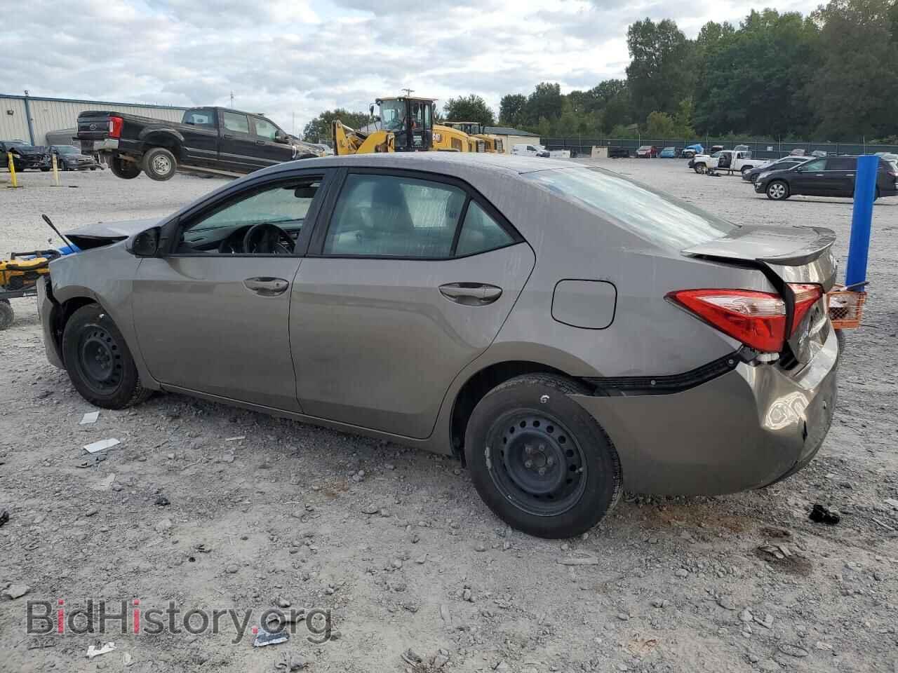 2017 TOYOTA COROLLA - VIN: 2T1BPRHEXHC835260 - Фото 2