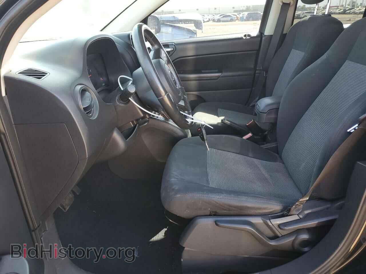 2011 JEEP COMPASS - VIN: 1J4NT1FBXBD226841 - Фото 7