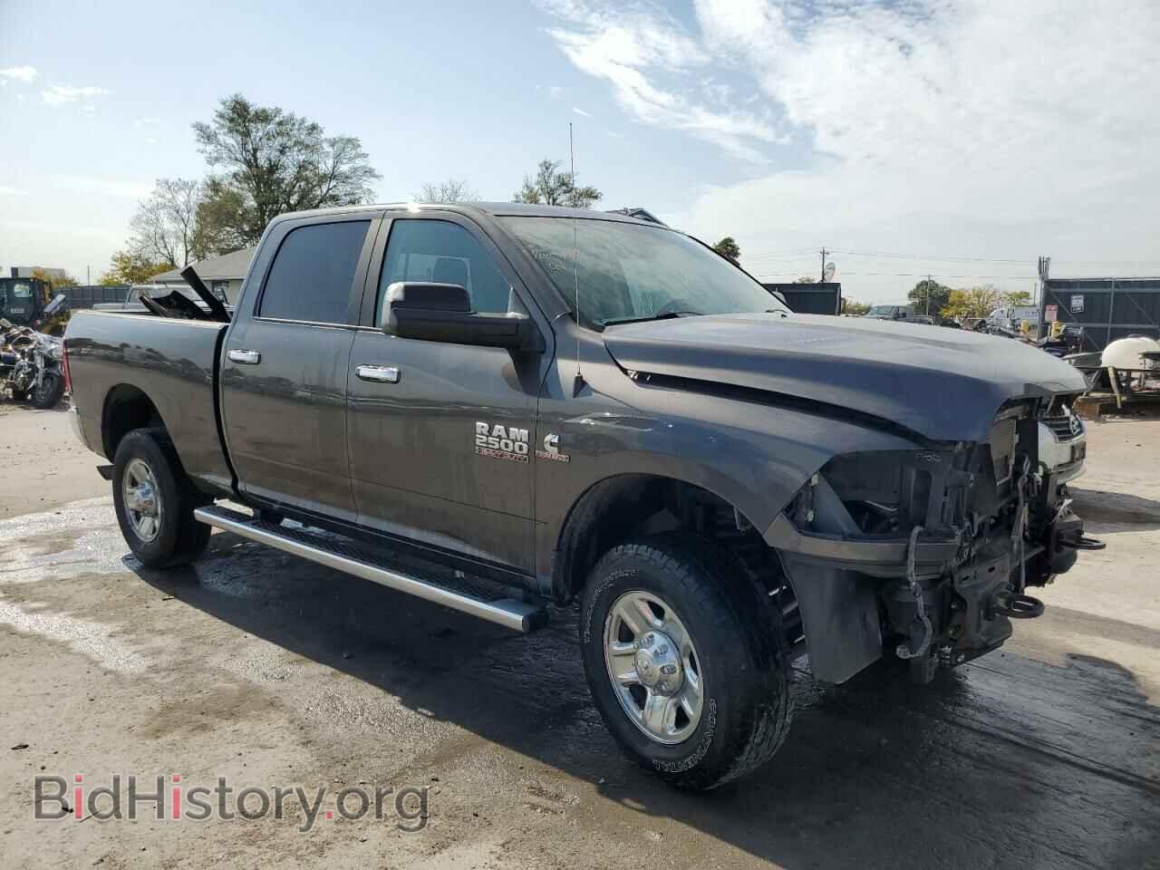 2017 RAM All Models - VIN: 3C6UR5DLXHG607319 - Фото 4