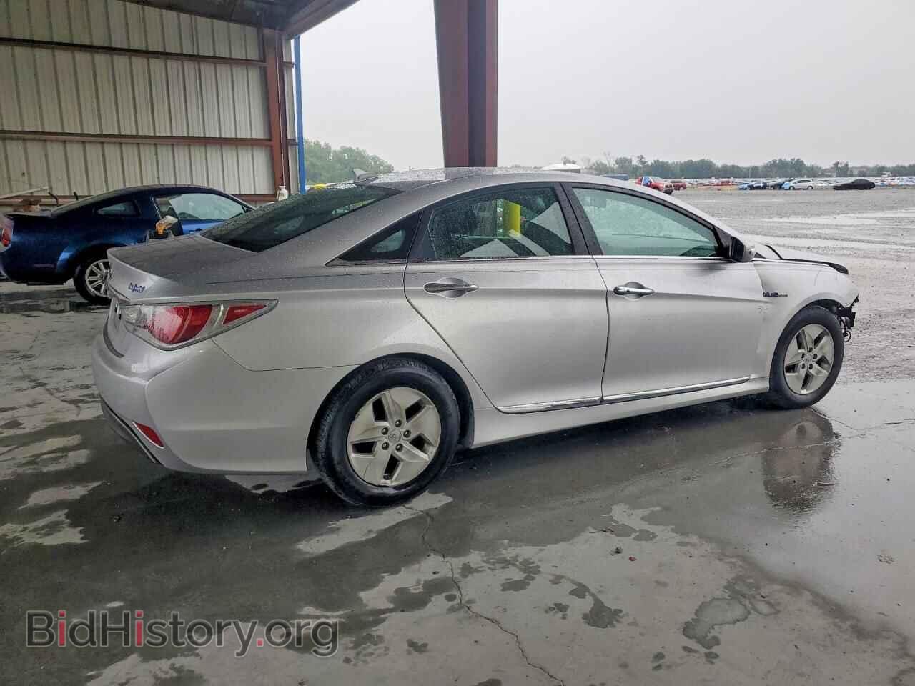 2011 HYUNDAI SONATA - VIN: KMHEC4A44BA005152 - Photo 3