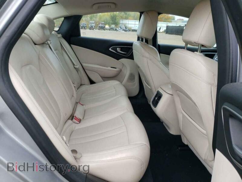 2015 Chrysler 200 (VIN 1C3CCCCB7FN611842) — фото 10 из 12