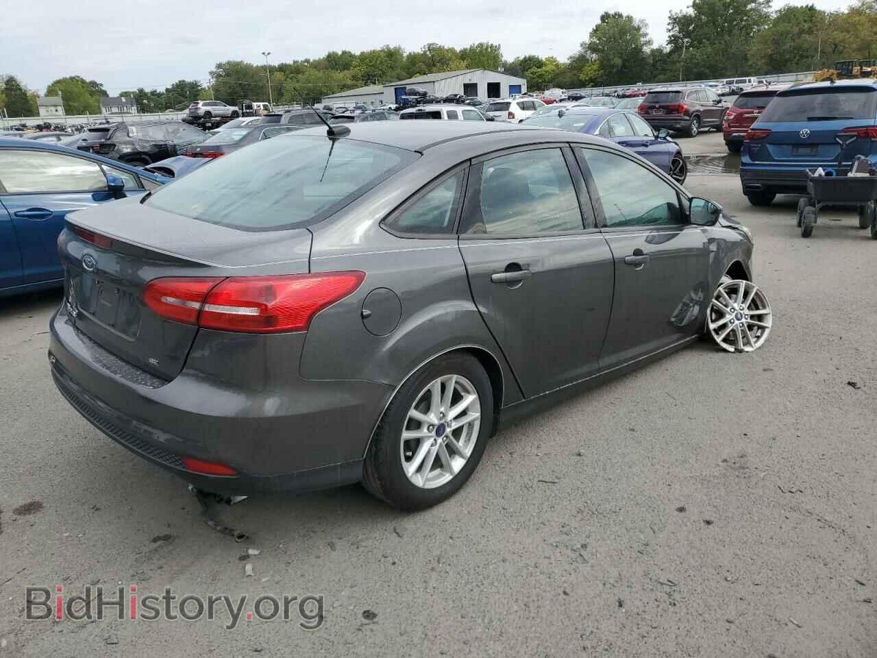 2017 FORD FOCUS - VIN: 1FADP3F24HL201133 - Фото 3
