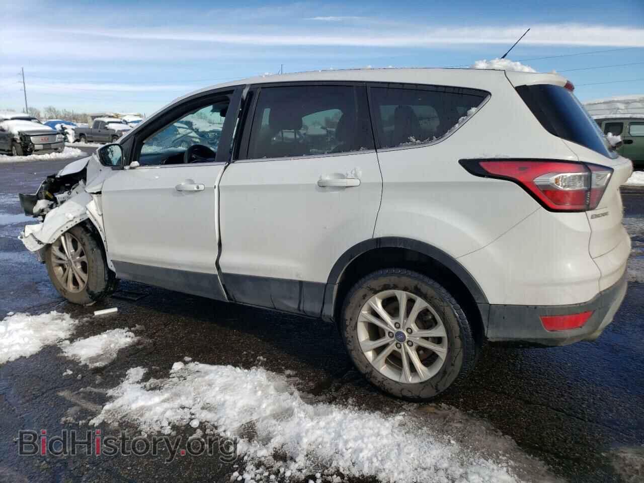 2017 FORD ESCAPE - VIN: 1FMCU9G99HUC03415 - Фото 2