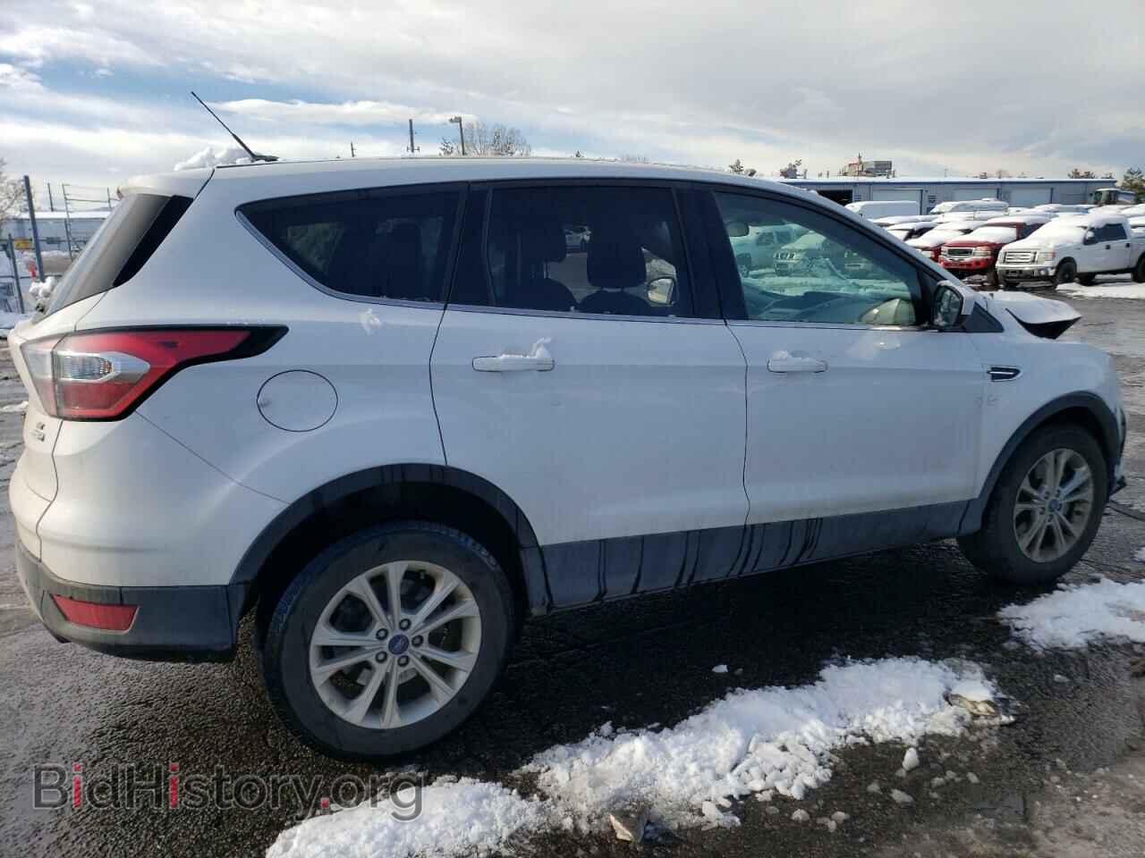 2017 FORD ESCAPE - VIN: 1FMCU9G99HUC03415 - Фото 3