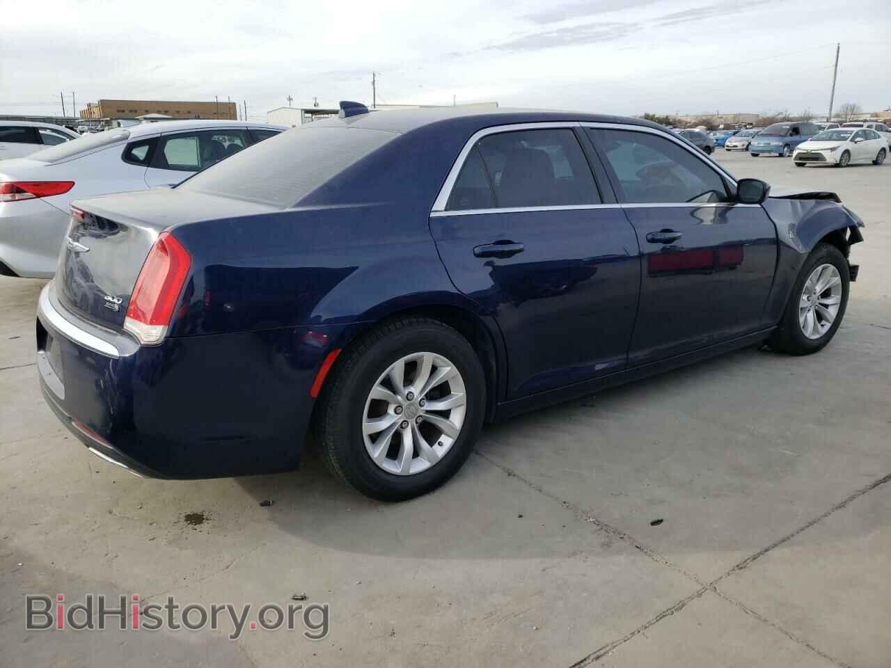 2015 CHRYSLER 300 - VIN: 2C3CCAAGXFH766252 - Фото 3
