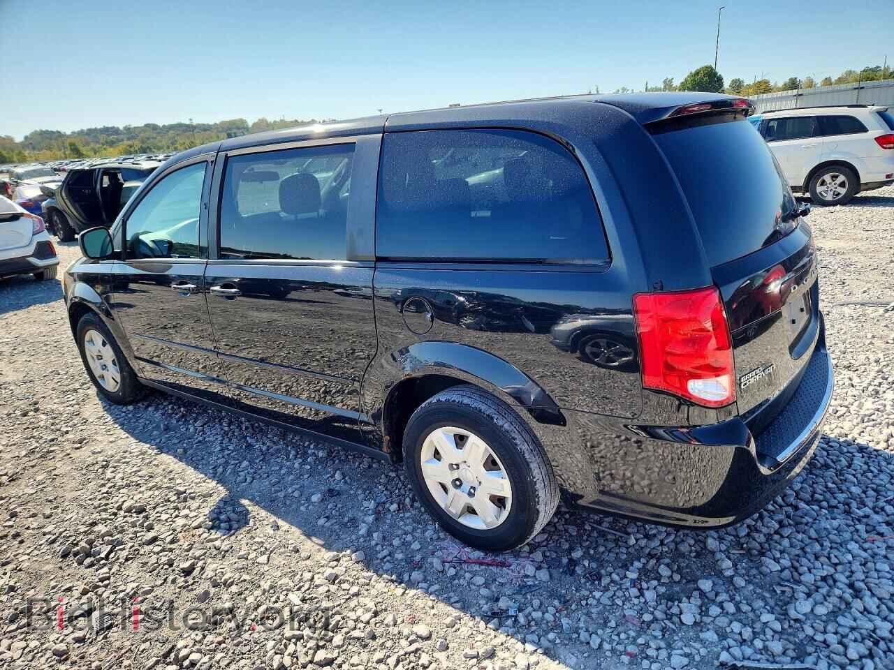 2012 DODGE CARAVAN - VIN: 2C4RDGBG1CR104571 - Photo 2