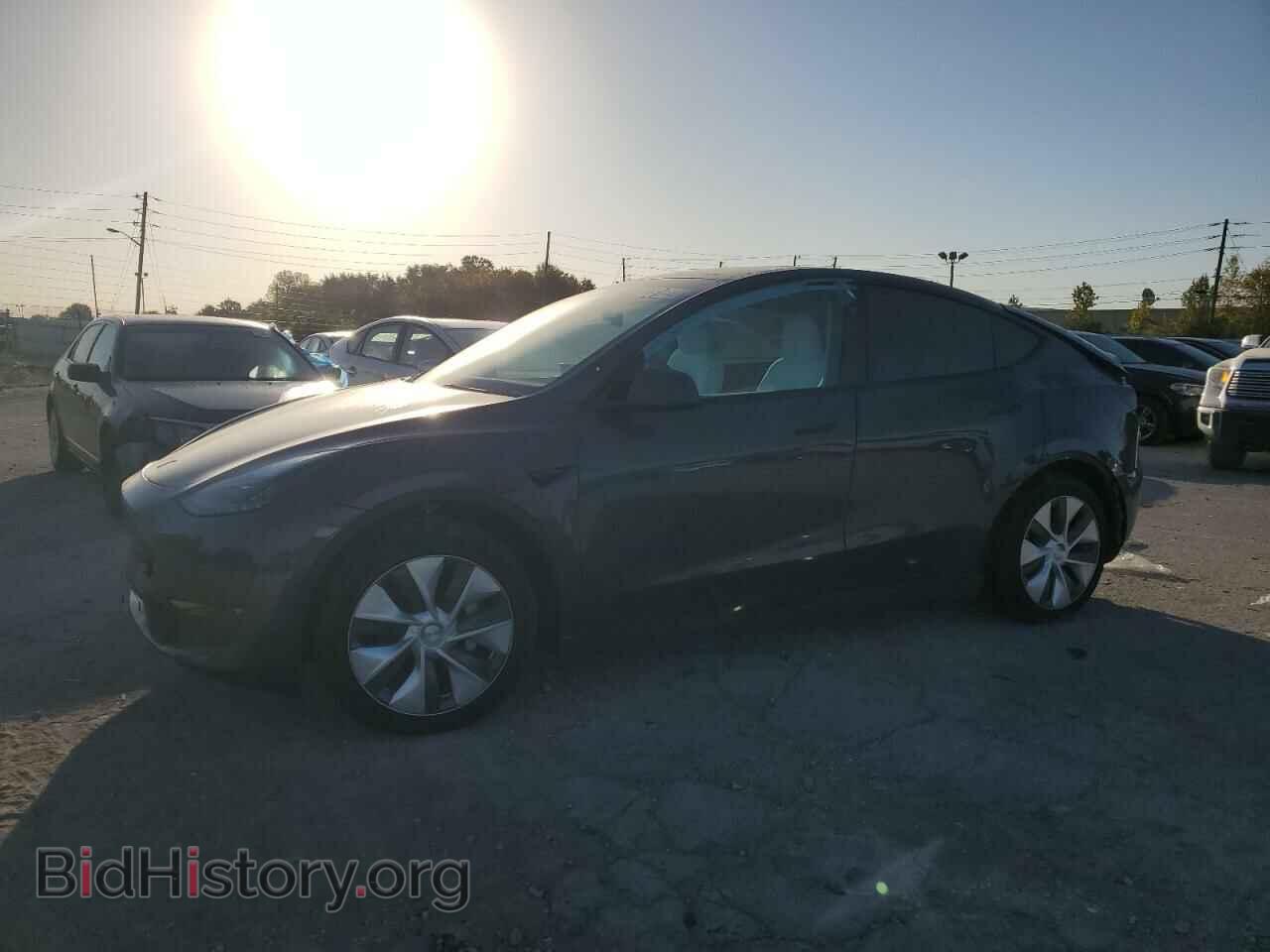 Photo 7SAYGAEE2PF845567 - TESLA MODEL Y 2023