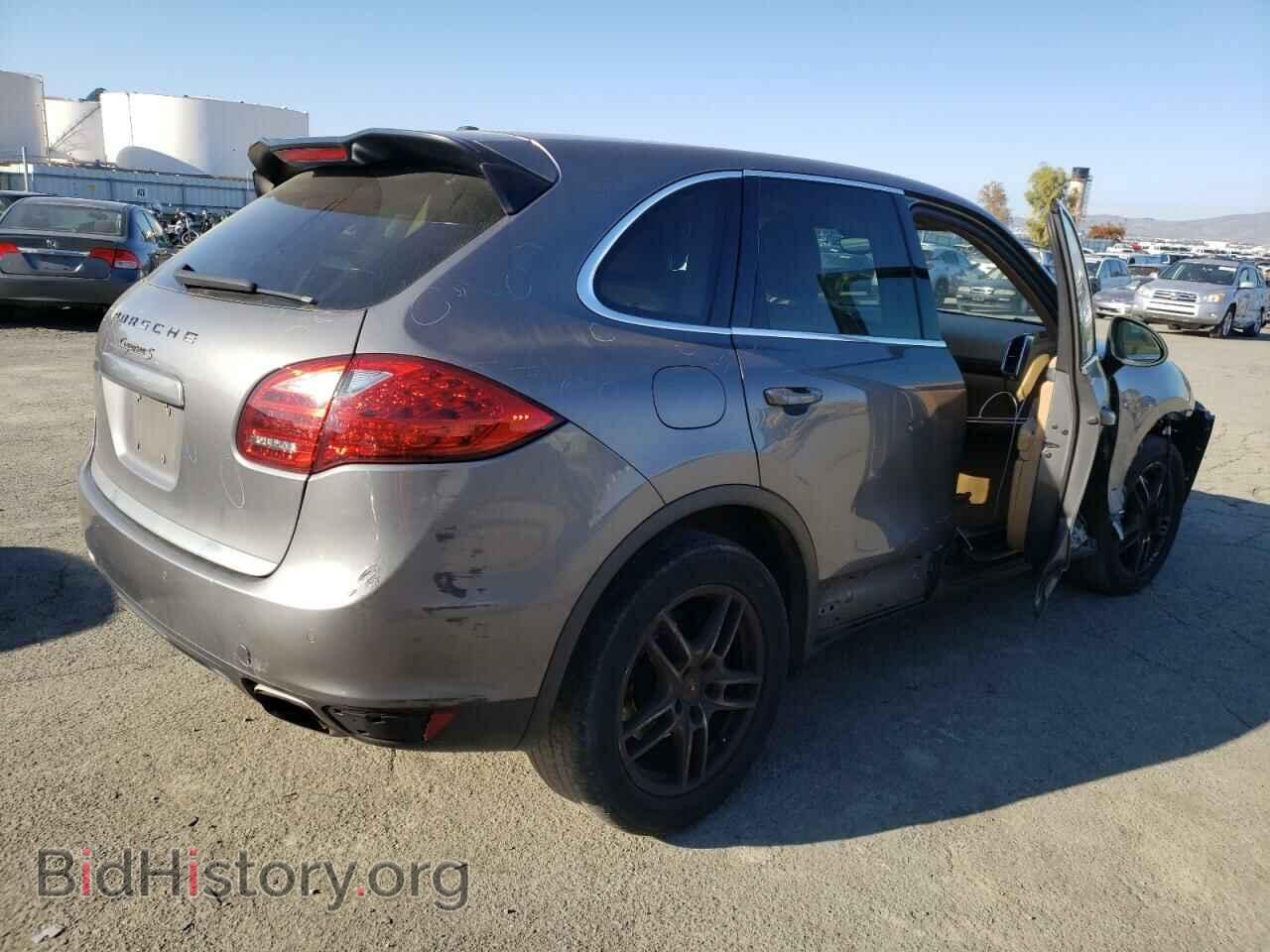 2011 PORSCHE CAYENNE - VIN: WP1AB2A25BLA44196 - Фото 3