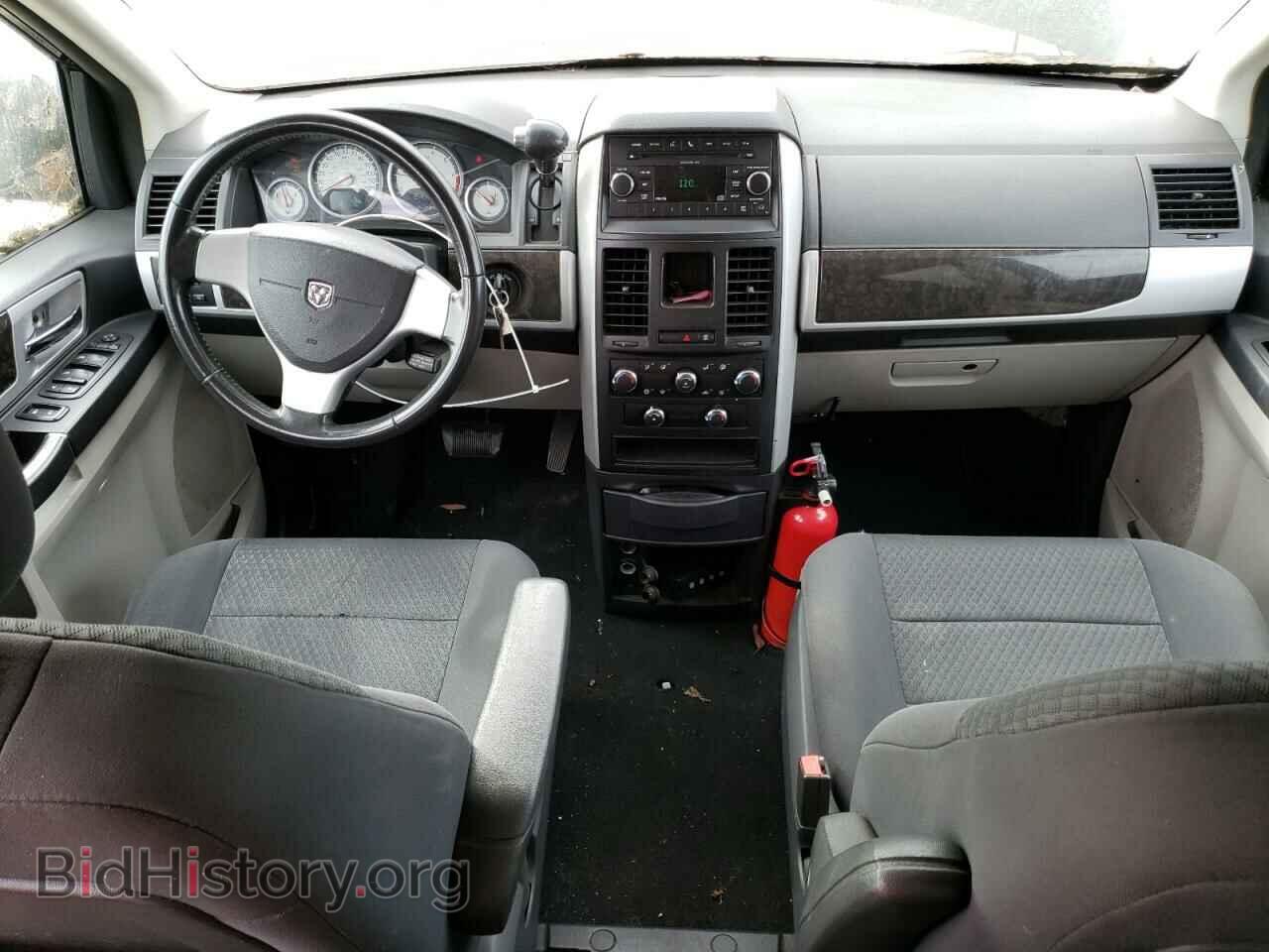 2010 DODGE CARAVAN - VIN: 2D4RN5D13AR341718 - Фото 8