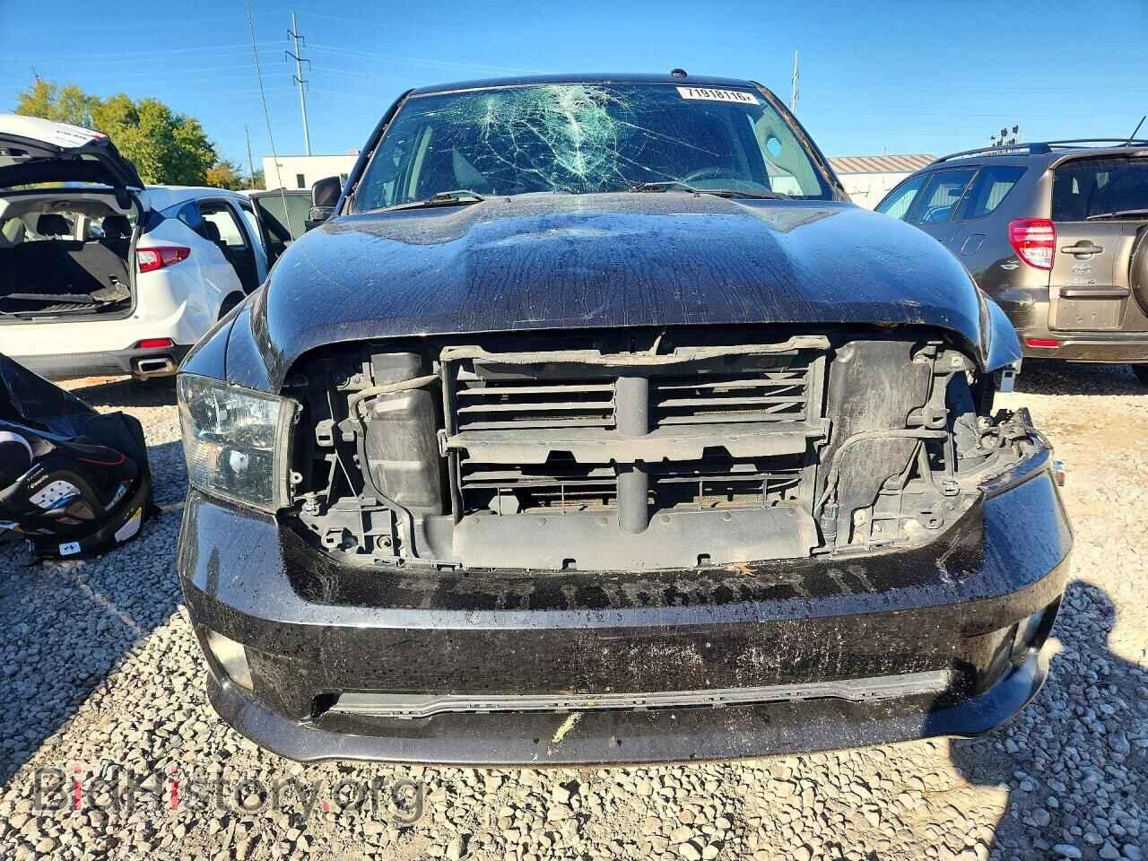 2017 RAM 1500 - VIN: 3C6RR6KT8HG668375 - Photo 5