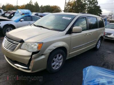 2011 Chrysler MINIVAN Town & COU, золотистый — VIN 2A4RR5DG3BR667830, Copart