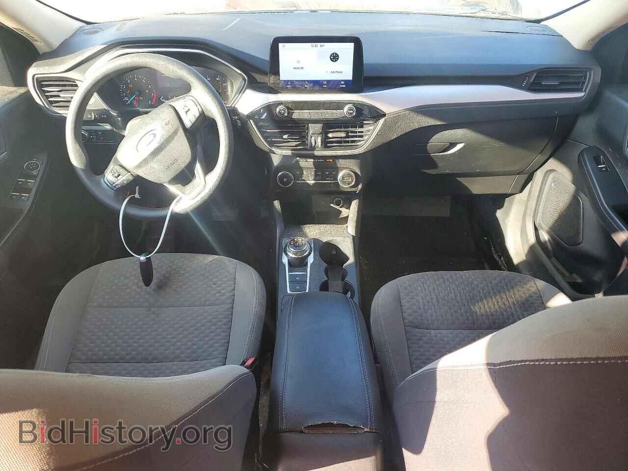 2020 Ford ESCAPE (VIN 1FMCU0G63LUA31456) — фото 8 из 12