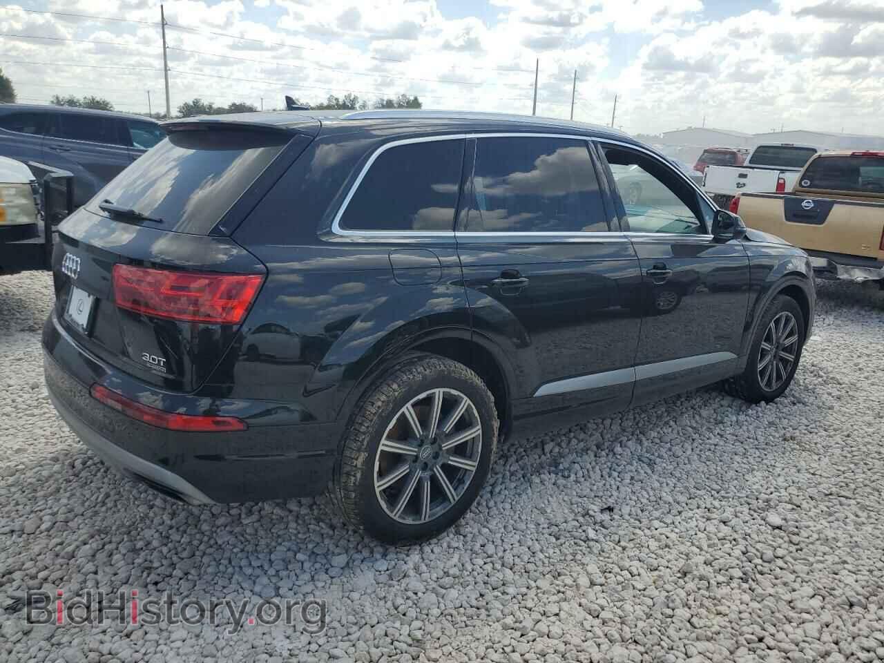 2017 AUDI Q7 - VIN: WA1VAAF76HD013542 - Фото 3