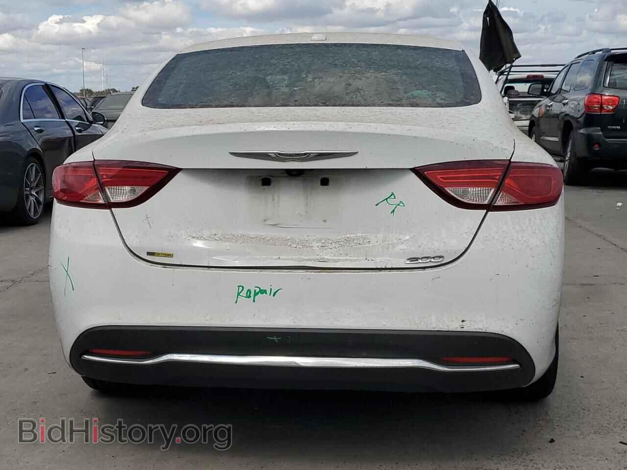 2015 CHRYSLER 200 - VIN: 1C3CCCABXFN633174 - Фото 6