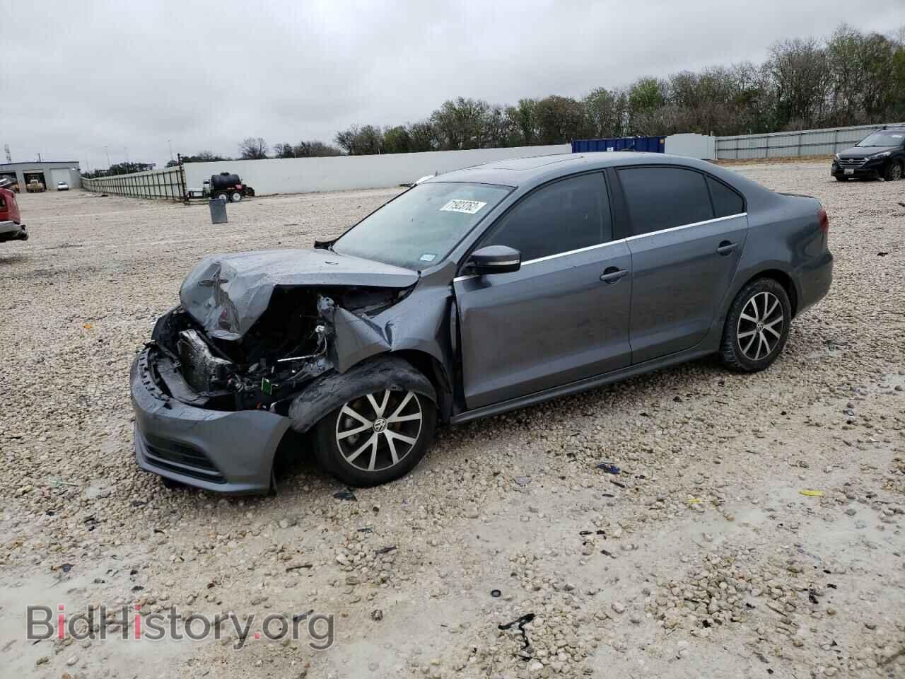 Фотография 3VWDB7AJ9HM325652 - VOLKSWAGEN JETTA 2017