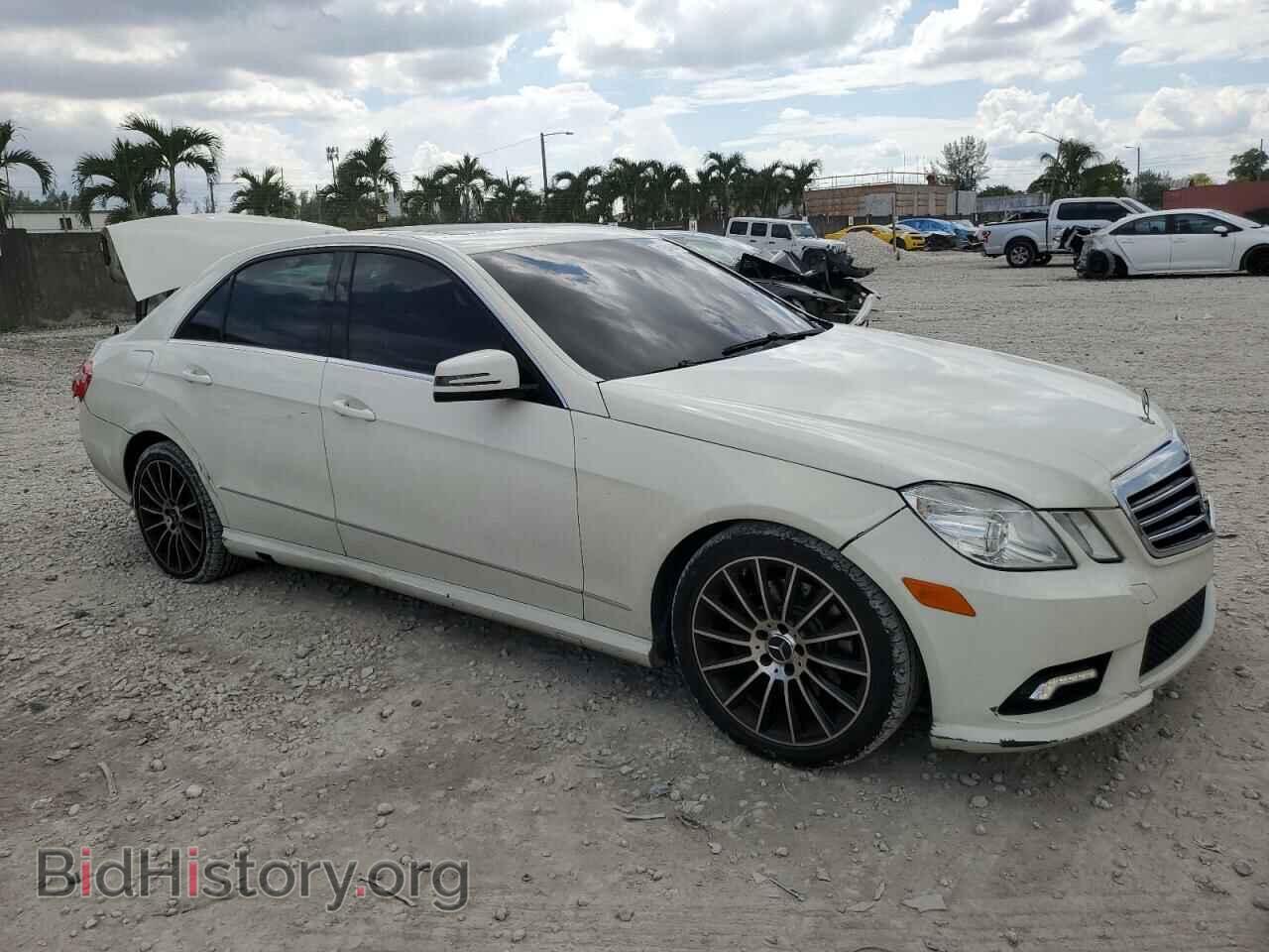 2011 MERCEDES-BENZ E-CLASS - VIN: WDDHF8HB5BA310427 - Фото 4