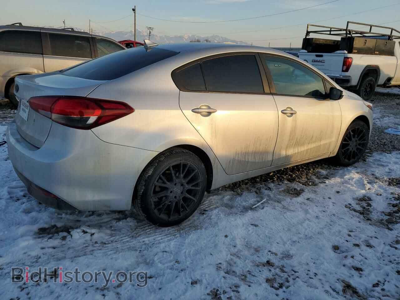 2017 KIA FORTE - VIN: 3KPFL4A79HE030833 - Фото 3