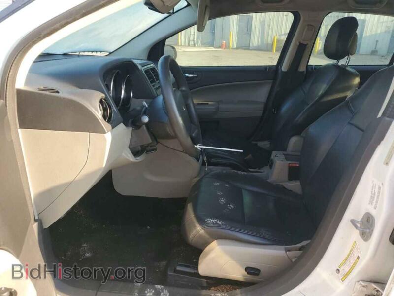 2011 Dodge CALIBER (VIN 1B3CB3HA3BD125495) — photo 7 of 12