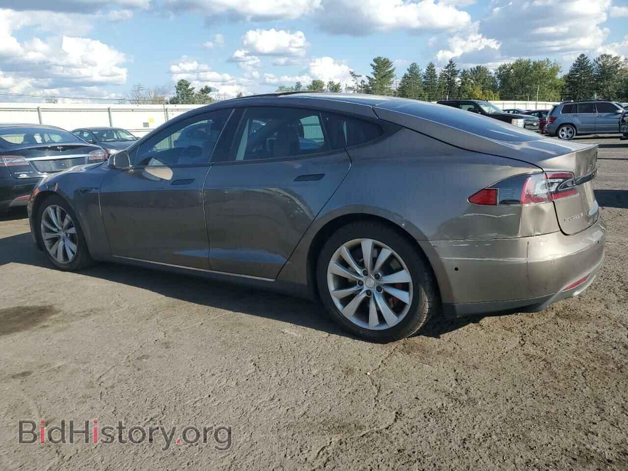 2015 TESLA MODEL S - VIN: 5YJSA1E22FF108572 - Фото 2