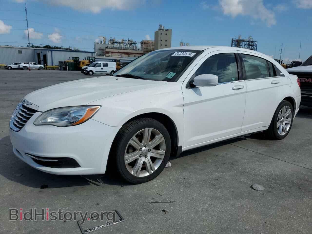 Фотография 1C3CCBAB1DN733168 - CHRYSLER 200 2013