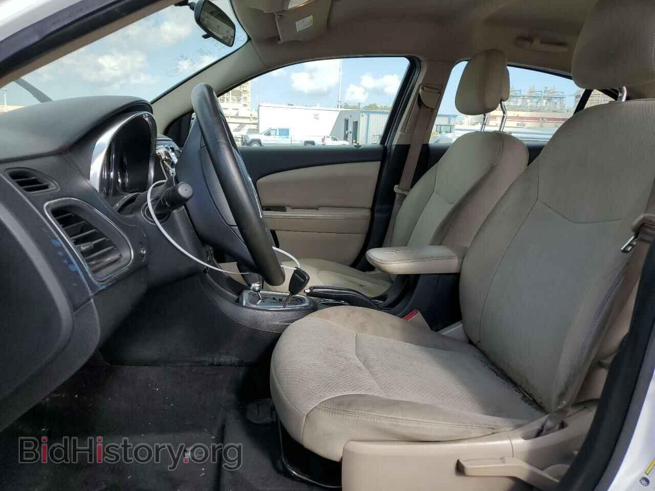 2013 CHRYSLER 200 - VIN: 1C3CCBAB1DN733168 - Фото 7