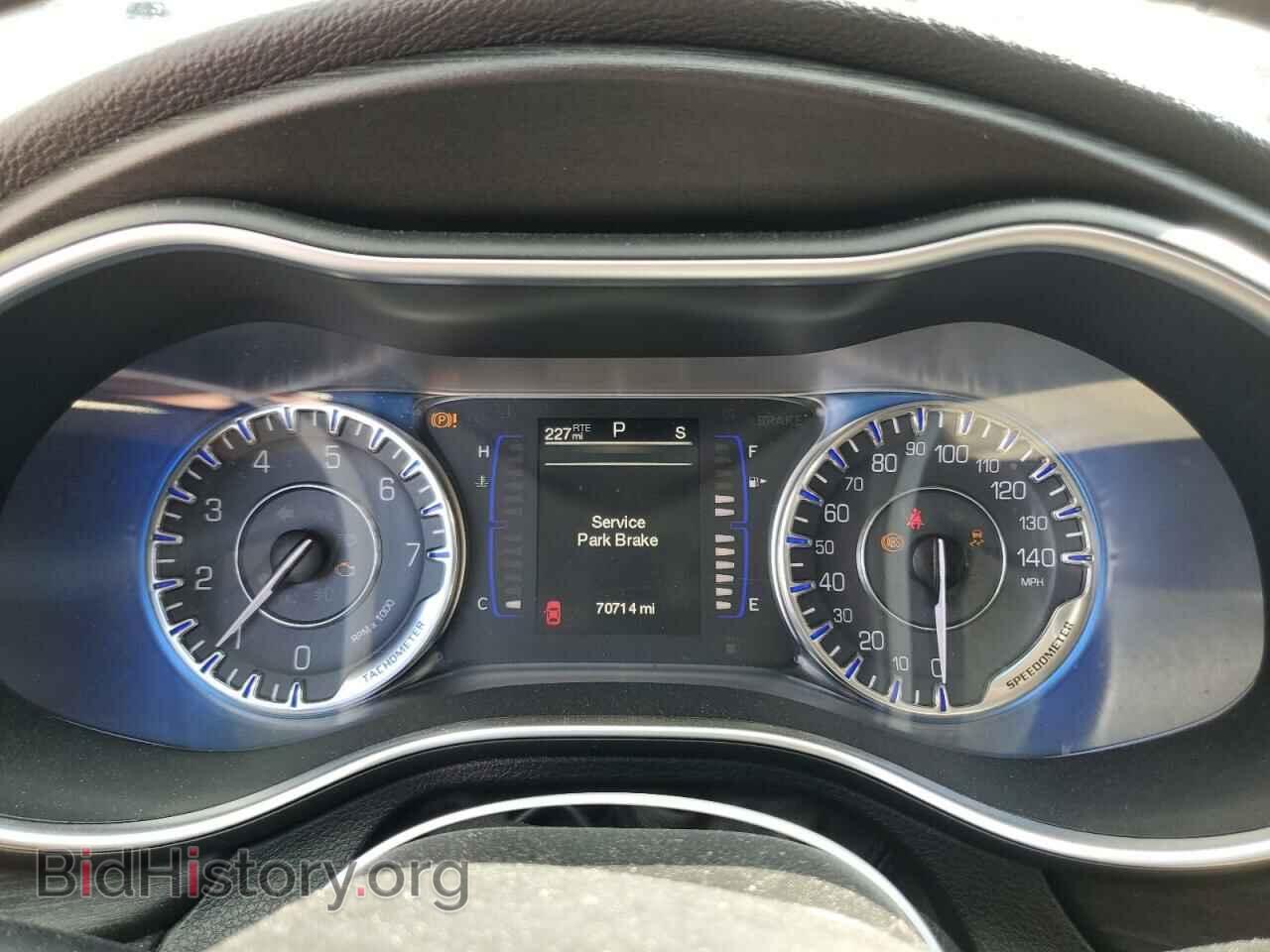 2015 CHRYSLER 200 - VIN: 1C3CCCAB3FN640645 - Фото 9