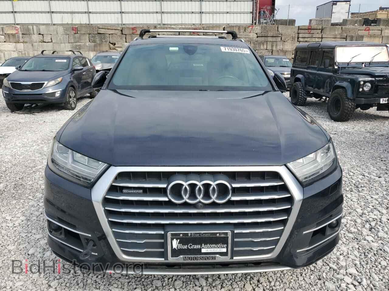 2017 AUDI Q7 - VIN: WA1VAAF72HD049812 - Фото 5