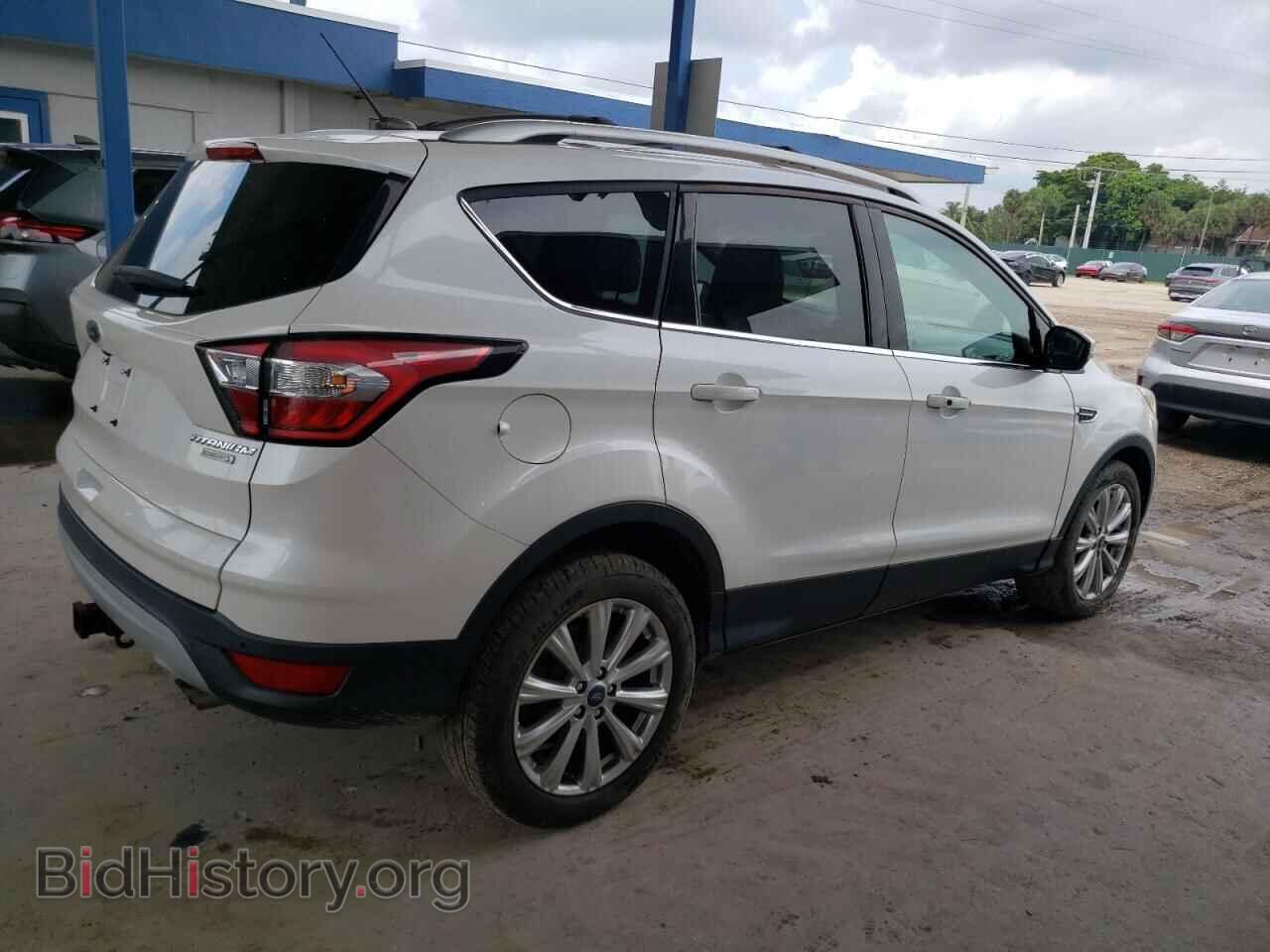 2017 FORD ESCAPE - VIN: 1FMCU0J90HUD34673 - Фото 3