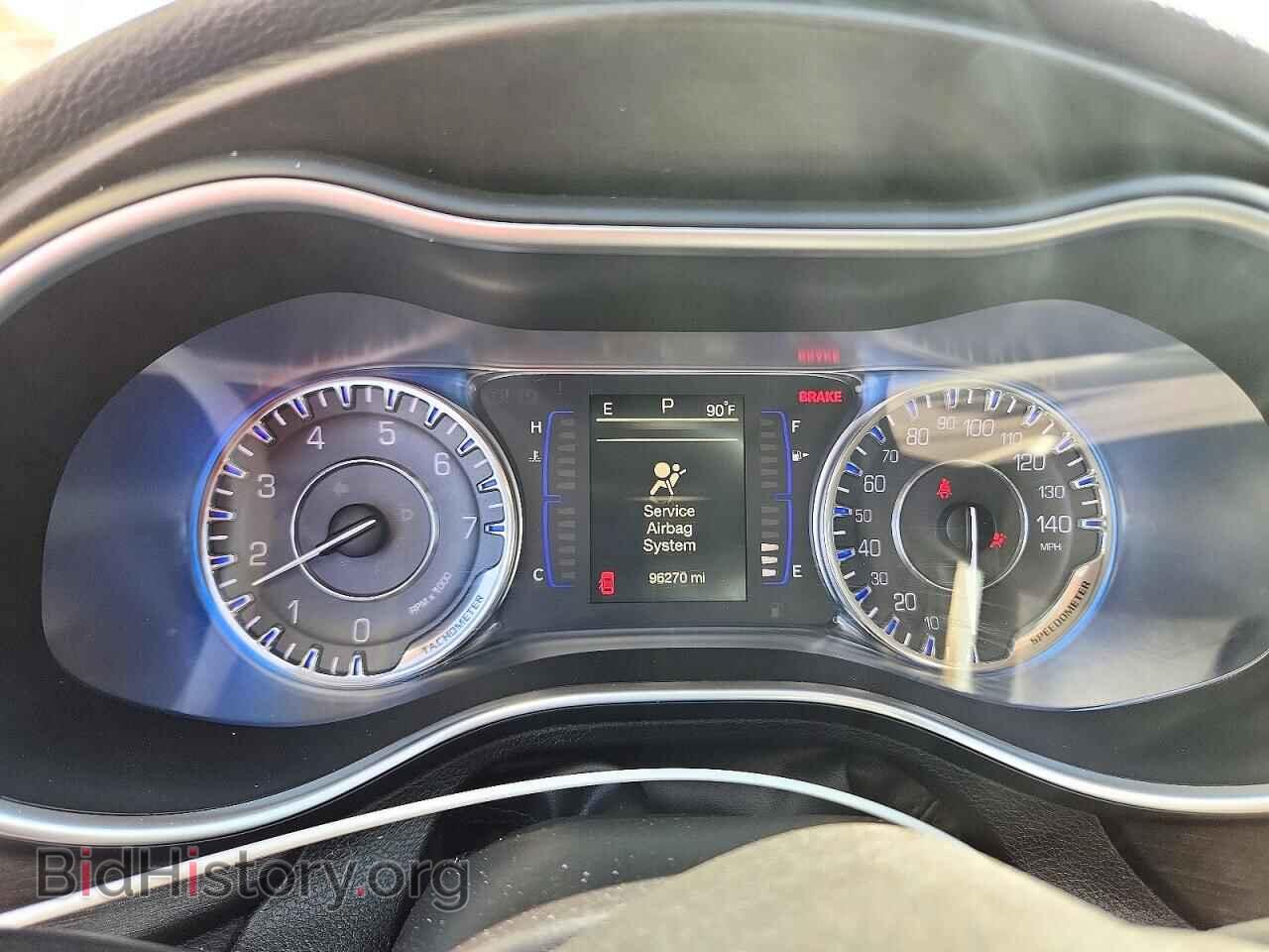 2016 CHRYSLER 200 - VIN: 1C3CCCAB6GN183279 - Фото 9